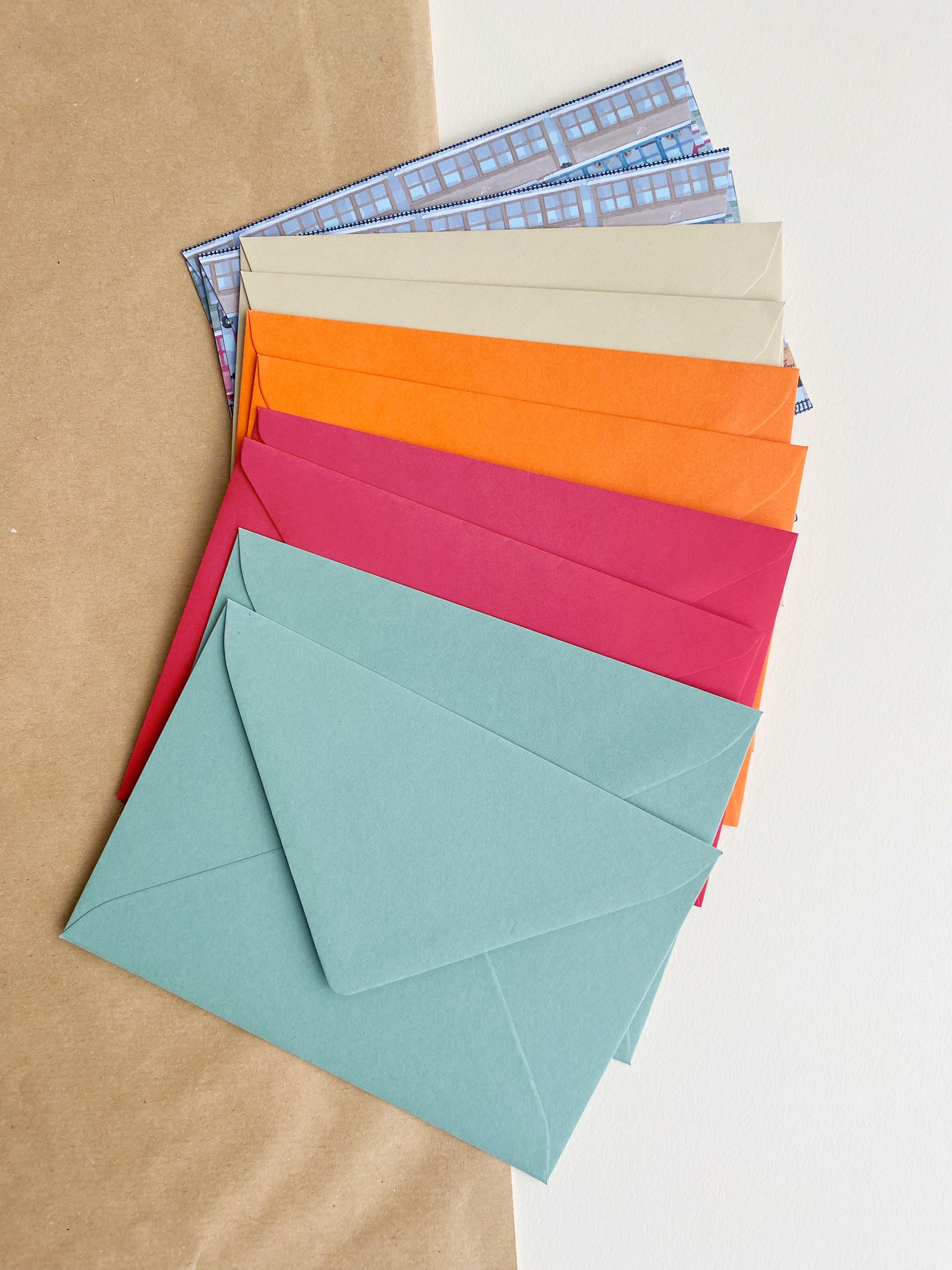 SET OF 10 PAPER TRAIN BAGS